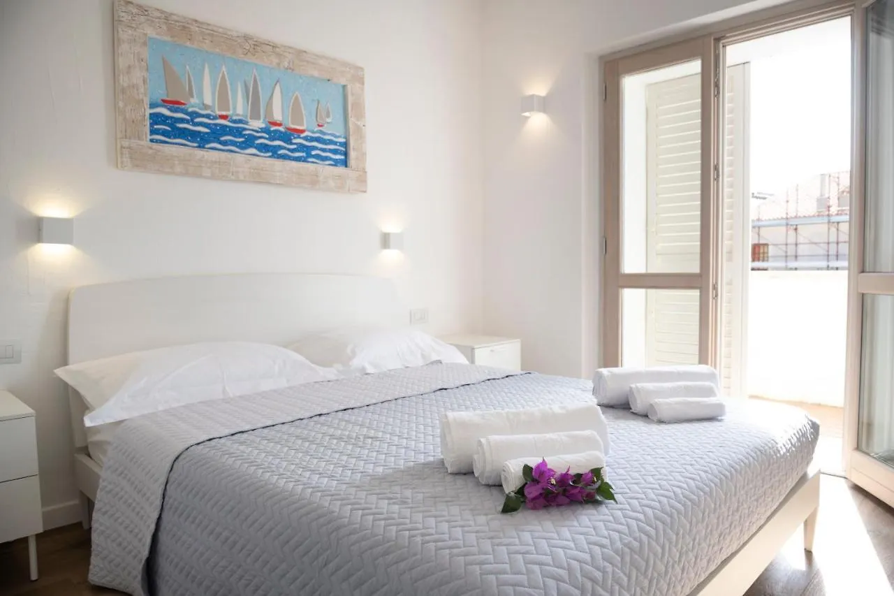 Sardinia Gold Luxury Apartment Palau